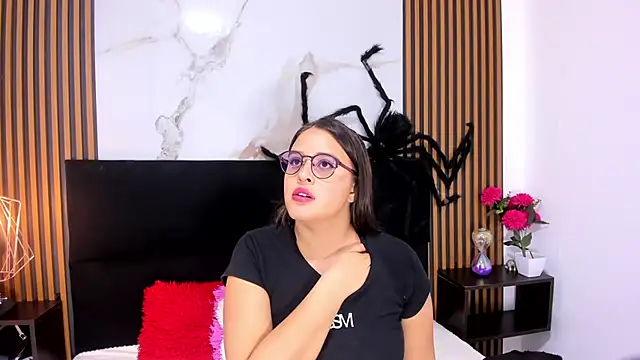 Snapshot of Samy_jons chatting on 24, 10, 2025 Samy jons online show from 24, 10, 2025