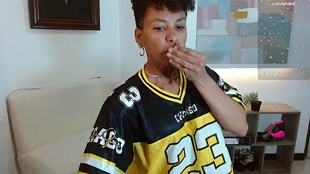 anahi macys online show from 4, 10, 2025