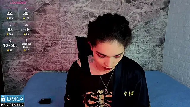 MaeveKuro online show from 15, 12, 2025