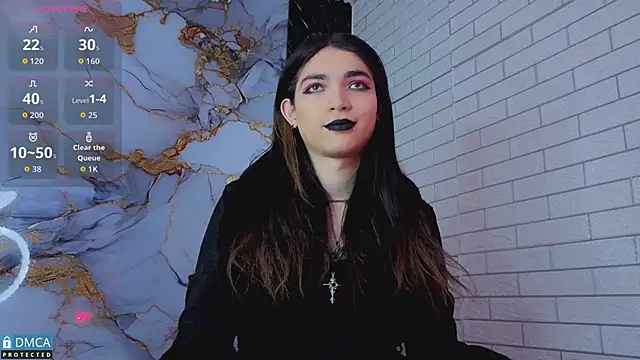 MaeveKuro online show from 4, 5, 2026