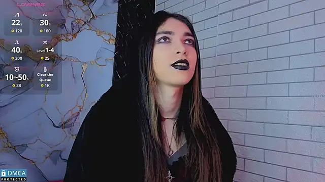 MaeveKuro online show from 5, 5, 2026