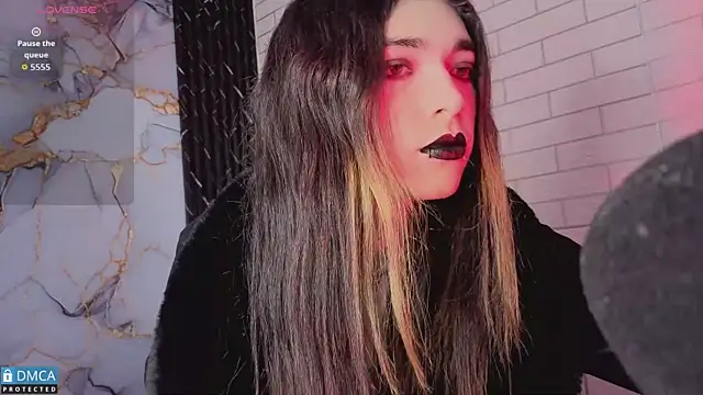 MaeveKuro online show from 6, 5, 2026