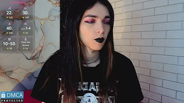 MaeveKuro online show from 10, 5, 2026