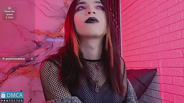 MaeveKuro online show from 12, 6, 2026