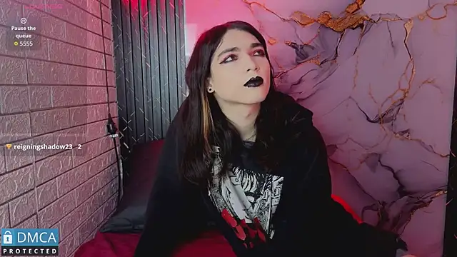MaeveKuro online show from 19, 6, 2026