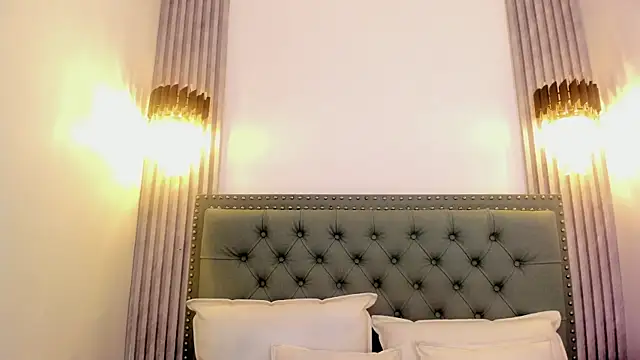 PaolaB g online show from 12, 3, 2025