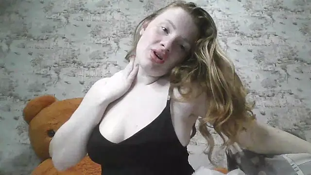 Eveline May online show from 6, 3, 2025