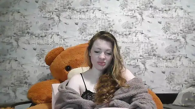 Snapshot of Eveline_May chatting on 18, 2, 2026 Eveline May online show from 18, 2, 2026