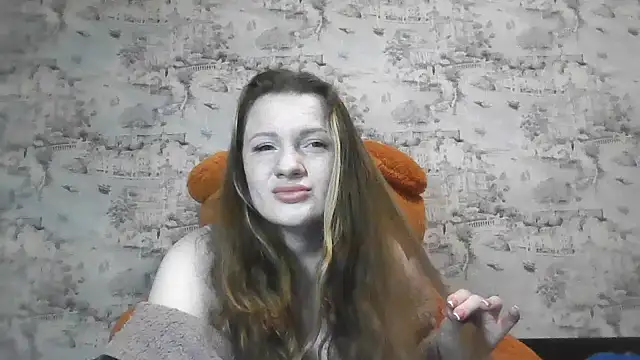 Snapshot of Eveline_May chatting on 7, 3, 2026 Eveline May online show from 7, 3, 2026