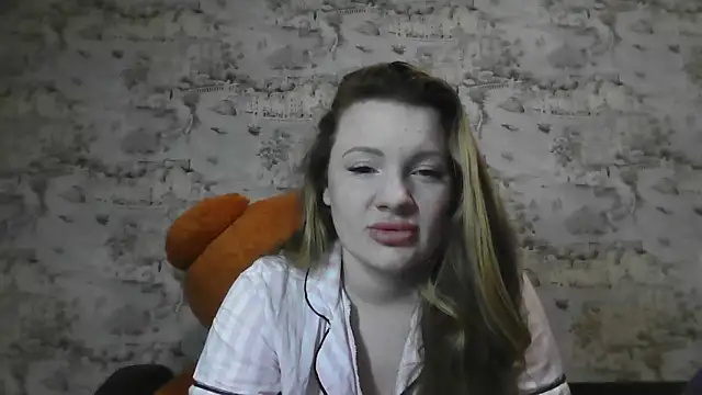 Snapshot of Eveline_May chatting on 13, 3, 2026 Eveline May online show from 13, 3, 2026