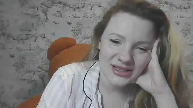 Snapshot of Eveline_May chatting on 23, 3, 2026 Eveline May online show from 23, 3, 2026