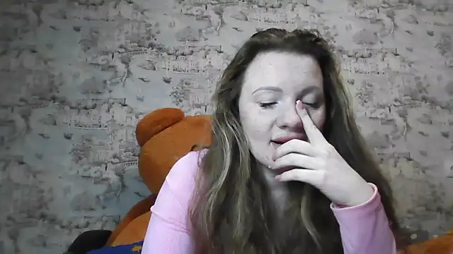 Snapshot of Eveline_May chatting on 26, 3, 2026 Eveline May online show from 26, 3, 2026