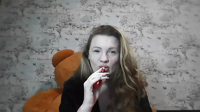 Snapshot of Eveline_May chatting on 3, 4, 2026 Eveline May online show from 3, 4, 2026