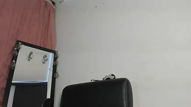 Snapshot of zephyra-angels chatting on 26, 3, 2026 zephyra-angels online show from 26, 3, 2026