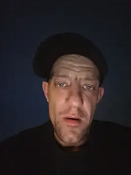 Snapshot of billcracky chatting on 9, 7, 2026 billcracky online show from 9, 7, 2026