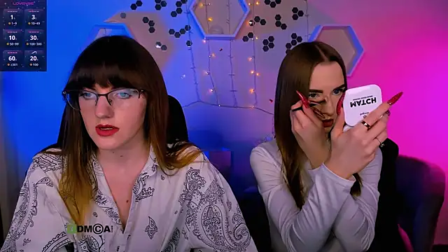 Snapshot of doll_vey chatting on 10, 11, 2025 doll vey online show from 10, 11, 2025