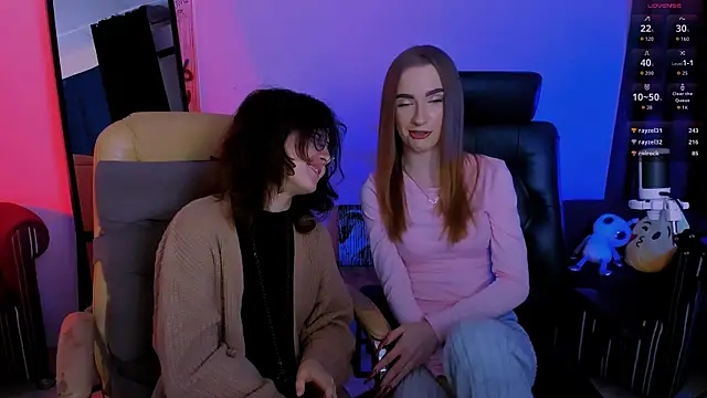 Snapshot of doll_vey chatting on 14, 11, 2025 doll vey online show from 14, 11, 2025