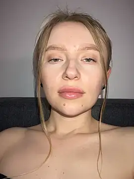 EvaBrooklyn online show from 10, 3, 2025