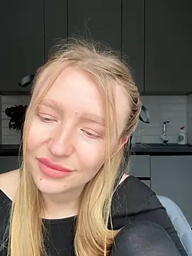 EvaBrooklyn online show from 15, 3, 2025