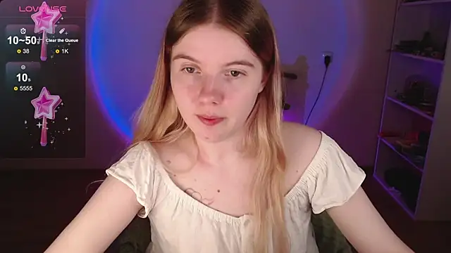Strawberry juli online show from 1, 5, 2026