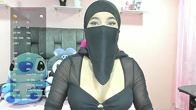 Snapshot of Fernanda_ali chatting on 8, 3, 2025 Fernanda ali online show from 8, 3, 2025