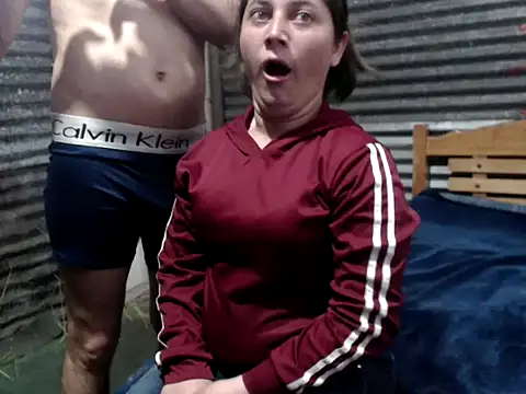 Snapshot of rose_domy chatting on 5, 3, 2025 rose domy online show from 5, 3, 2025