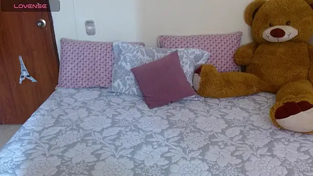 Snapshot of Pamela_Skyangels chatting on 26, 9, 2025 Pamela Skyangels online show from 26, 9, 2025