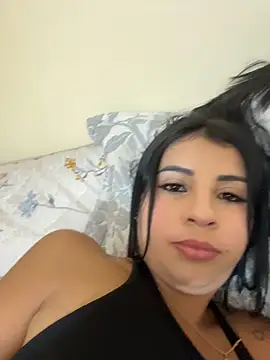 Snapshot of Pamela_Skyangels chatting on 8, 11, 2025 Pamela Skyangels online show from 8, 11, 2025