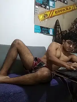 Snapshot of kamenov03 chatting on 21, 10, 2025 kamenov03 online show from 21, 10, 2025