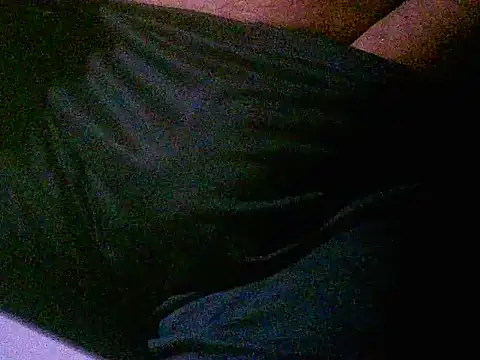 Snapshot of EroticMonster chatting on 18, 9, 2025 EroticMonster online show from 18, 9, 2025