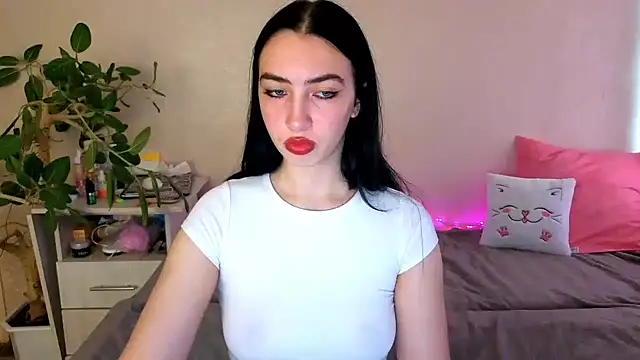 Snapshot of WildKittenX_ chatting on 29, 5, 2026 WildKittenX online show from 29, 5, 2026