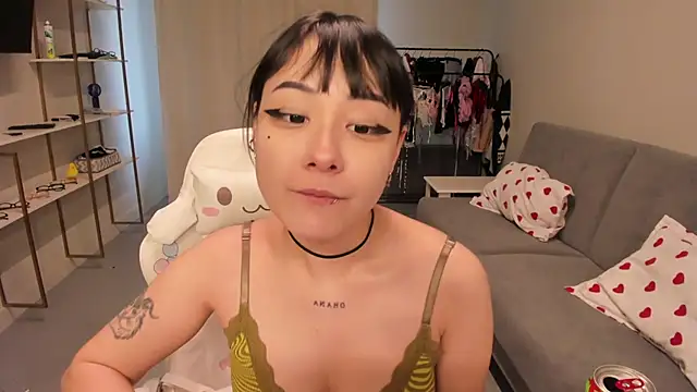 Snapshot of ka00ru_chan chatting on 3, 12, 2025 ka00ru chan online show from 3, 12, 2025