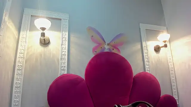 Snapshot of Bonniie_22 chatting on 8, 11, 2025 Bonniie 22 online show from 8, 11, 2025