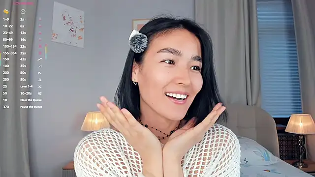 Snapshot of RanelDiva chatting on 22, 10, 2025 RanelDiva online show from 22, 10, 2025