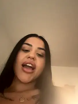 milabigassxoxo online show from 9, 9, 2025