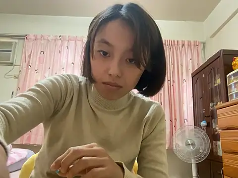 Snapshot of ladypaggy chatting on 19, 3, 2025 ladypaggy online show from 19, 3, 2025