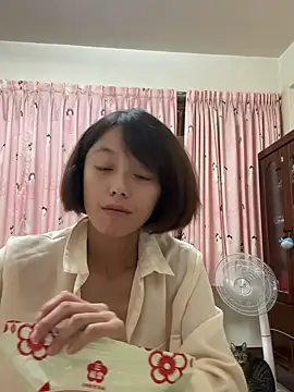 Snapshot of ladypaggy chatting on 4, 10, 2025 ladypaggy online show from 4, 10, 2025