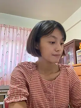 Snapshot of ladypaggy chatting on 13, 10, 2025 ladypaggy online show from 13, 10, 2025