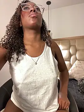 Snapshot of Qeen_blackk chatting on 20, 3, 2026 Qeen blackk online show from 20, 3, 2026