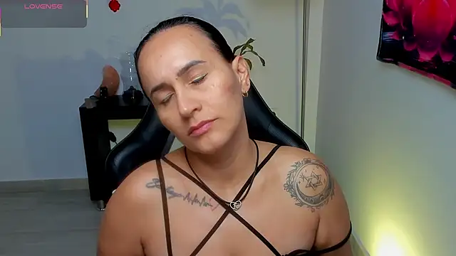 Sara Charmy online show from 30, 5, 2026
