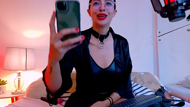 Snapshot of Angell-Bell- chatting on 13, 3, 2025 Angell-Bell- online show from 13, 3, 2025