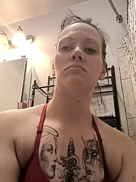 Snapshot of Ariya_Sinz_XoXo chatting on 7, 4, 2026 Ariya Sinz XoXo online show from 7, 4, 2026