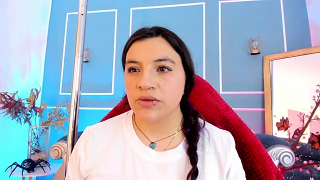 Snapshot of TaraTaylorr chatting on 19, 4, 2026 TaraTaylorr online show from 19, 4, 2026