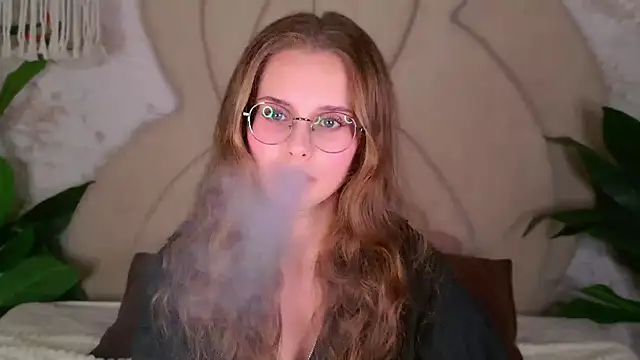 RileyMimicho online show from 6, 10, 2025