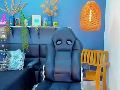 yessila parker online show from 4, 2, 2026