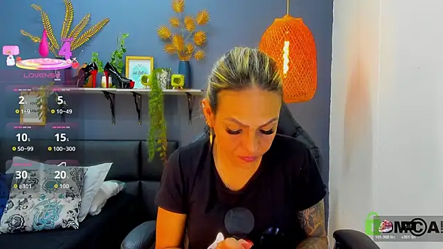 yessila parker online show from 29, 4, 2026