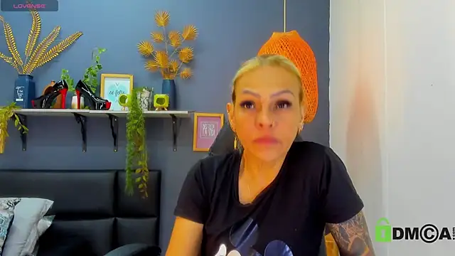 yessila parker online show from 9, 5, 2026