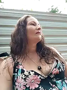 Snapshot of Sexy-Woman-Mature chatting on 4, 3, 2025 Sexy-Woman-Mature online show from 4, 3, 2025