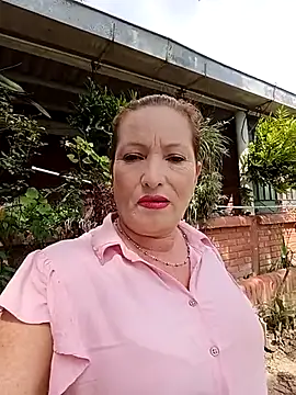 Sexy-Woman-Mature online show from 8, 5, 2026