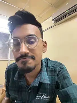 hypersexdriveboi online show from 11, 3, 2025